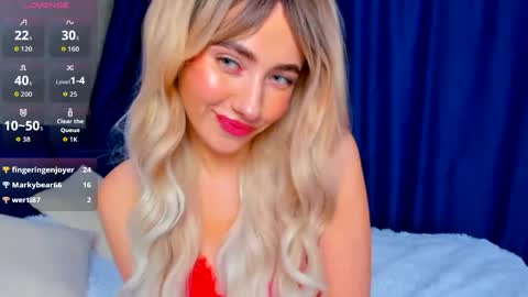 Snapshot of aria_montclair chatting on 26, 5, 2026 aria_montclair online show from 26, 5, 2026