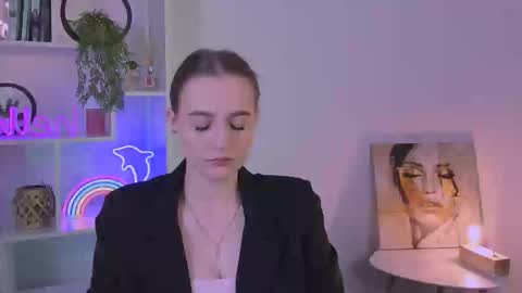 Luna online show from 9, 9, 2025