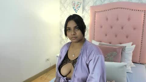 aria_star7 online show from 8, 10, 2025