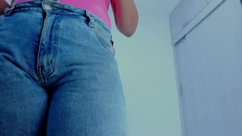 ariacoral online show from 12, 4, 2026