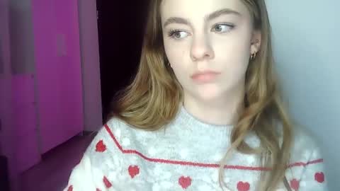 Snapshot of ariacreazy chatting on 5, 1, 2025 AriaCreazy online show from 5, 1, 2025