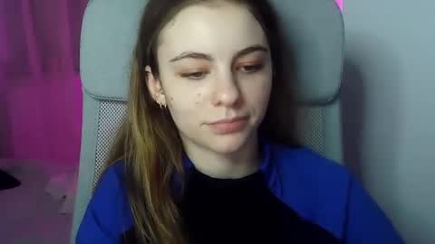 Snapshot of ariacreazy chatting on 3, 2, 2025 AriaCreazy online show from 3, 2, 2025