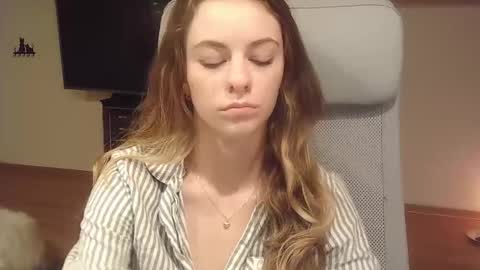 Snapshot of ariacreazy chatting on 9, 10, 2025 AriaCreazy online show from 9, 10, 2025