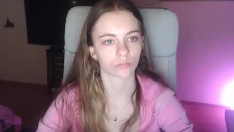 Snapshot of ariacreazy chatting on 30, 10, 2025 AriaCreazy online show from 30, 10, 2025