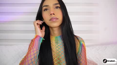 Snapshot of ariadna5 chatting on 24, 9, 2025 ARIADNA online show from 24, 9, 2025