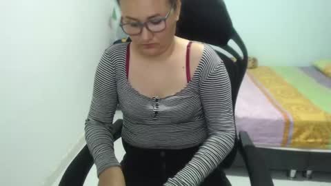 ...Ariana... online show from 18, 2, 2025