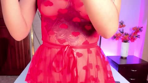 AriadnaHolt online show from 28, 11, 2025