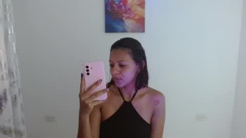 Snapshot of ariah_stark chatting on 1, 8, 2026 ariah_stark online show from 1, 8, 2026