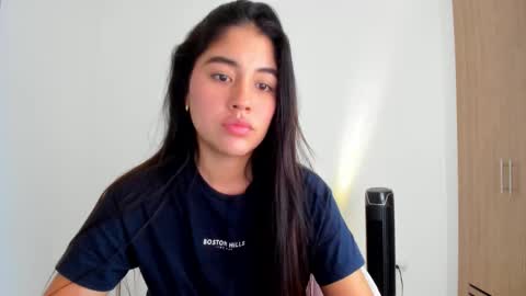 Aria Montgomery online show from 6, 2, 2026