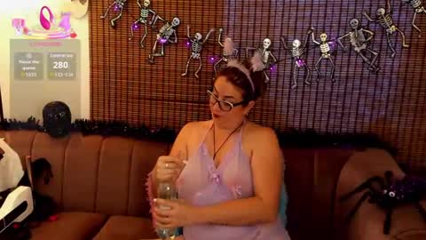 Snapshot of ariana_cross_ chatting on 8, 10, 2025 Ariana Cruz online show from 8, 10, 2025