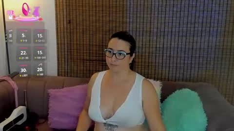 Snapshot of ariana_cross_ chatting on 16, 1, 2026 Ariana Cruz online show from 16, 1, 2026