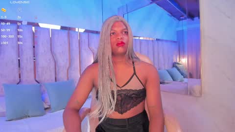 ariana_grande233 online show from 1, 4, 2026