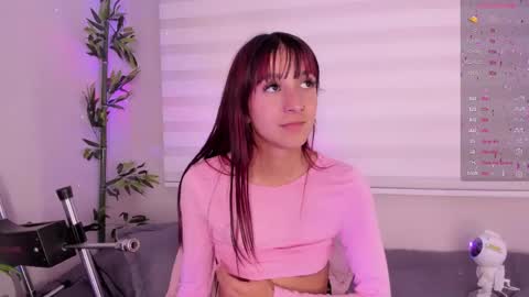 Snapshot of ariana_rosse__ chatting on 27, 2, 2025 Ariana online show from 27, 2, 2025