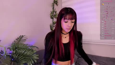 Snapshot of ariana_rosse__ chatting on 28, 2, 2025 Ariana online show from 28, 2, 2025