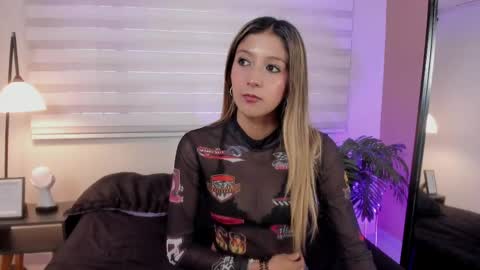 Snapshot of ariana_rosse__ chatting on 24, 4, 2026 Ariana online show from 24, 4, 2026
