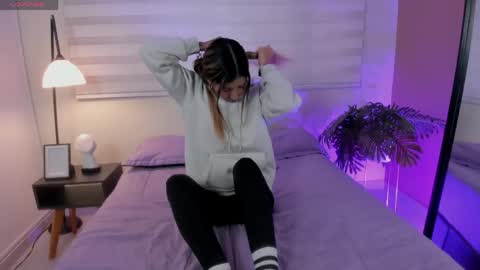 Snapshot of ariana_rosse__ chatting on 25, 4, 2026 Ariana online show from 25, 4, 2026