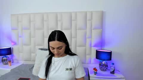  ariana  online show from 3, 10, 2025