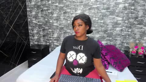 Ariana online show from 2, 2, 2025