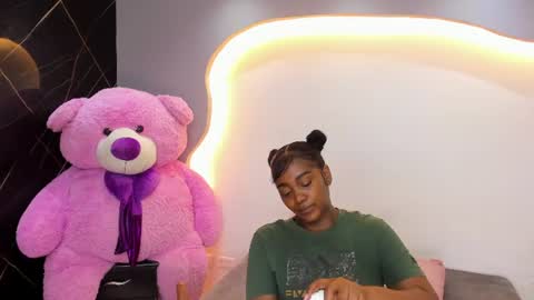 Snapshot of arianaablack chatting on 23, 6, 2026 Ariana online show from 23, 6, 2026