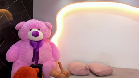 Snapshot of arianaablack chatting on 25, 6, 2026 Ariana online show from 25, 6, 2026
