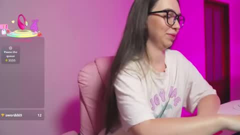 arianahot777 online show from 20, 5, 2026