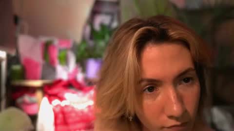 Snapshot of arianna_richi chatting on 24, 7, 2026 Olivka online show from 24, 7, 2026
