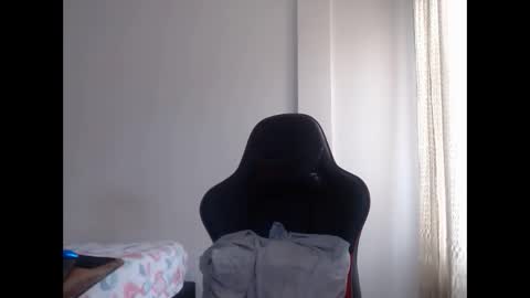 ariannaloovel online show from 25, 1, 2025