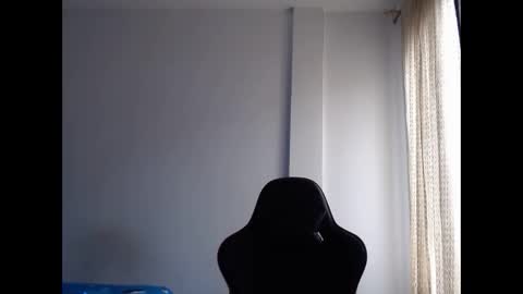 ariannaloovel online show from 12, 2, 2025