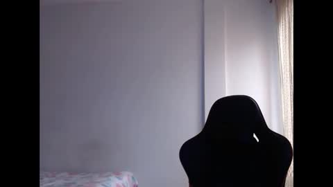 ariannaloovel online show from 27, 2, 2025