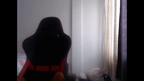 ariannaloovel online show from 5, 3, 2025