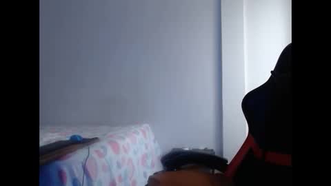 ariannaloovel online show from 5, 3, 2025