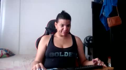 ariannaloovel online show from 7, 6, 2026