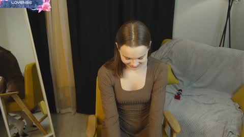 Hello My Name Is Aria3. I Am So Happy To Have You In My Room Pvt Is Open online show from 28, 12, 2024