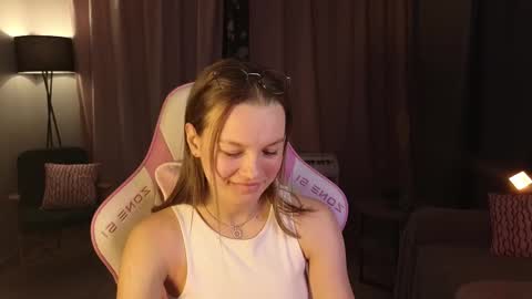 Hello My Name Is Aria3. I Am So Happy To Have You In My Room Pvt Is Open online show from 16, 2, 2025