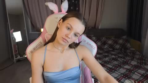Hello My Name Is Aria3. I Am So Happy To Have You In My Room Pvt Is Open online show from 27, 2, 2025