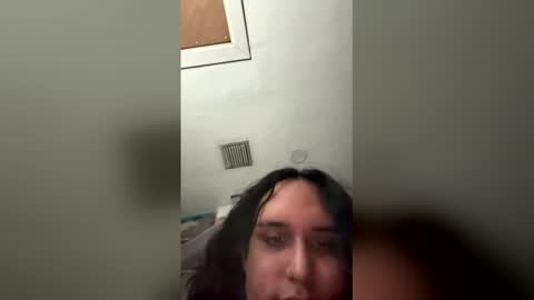 Snapshot of ariawestlove chatting on 23, 4, 2026 Aria online show from 23, 4, 2026