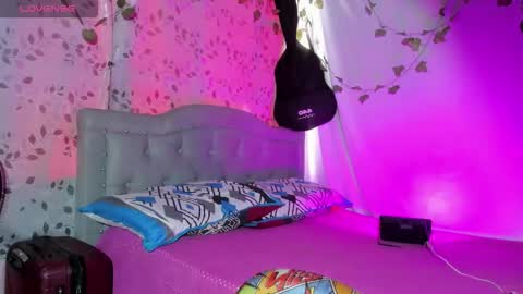 ariel_adan online show from 17, 12, 2025