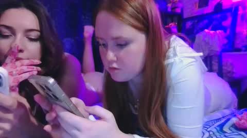 Snapshot of ariel_yumi chatting on 6, 10, 2025 Ariel online show from 6, 10, 2025