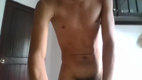 arielaritz online show from 10, 10, 2025