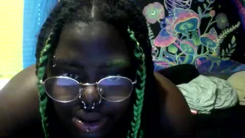 Bbg Luvv online show from 9, 6, 2026