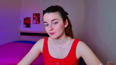 arielstonks_lovee online show from 10, 12, 2024
