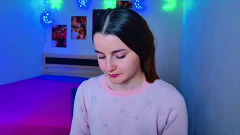 arielstonks_lovee online show from 13, 12, 2024