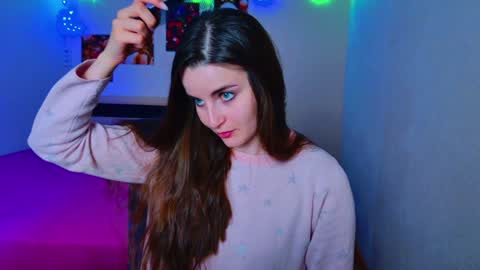 arielstonks_lovee online show from 13, 12, 2024