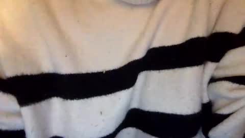 ariel  colin when hes here online show from 18, 11, 2025