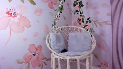 Snapshot of arietta_skinny chatting on 1, 2, 2026 Arietta online show from 1, 2, 2026