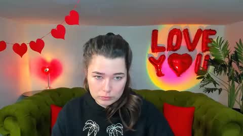 Ari online show from 24, 2, 2025