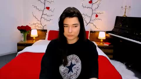 Ari online show from 9, 10, 2025