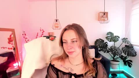 Snapshot of arii_1010_ chatting on 16, 12, 2024 Ari online show from 16, 12, 2024