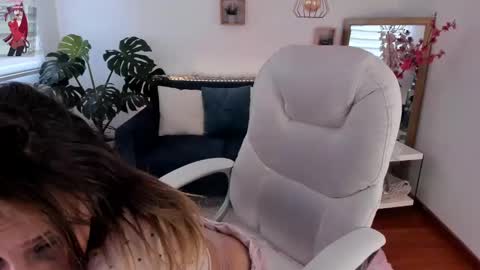 Snapshot of arii_1010_ chatting on 26, 2, 2025 Ari online show from 26, 2, 2025