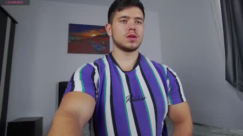 Snapshot of arilass chatting on 4, 11, 2025 A n g e l f r o m H e l l online show from 4, 11, 2025